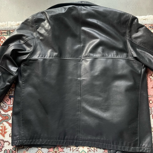 Oversized Danier Leather Jacket - Picture 3 of 7